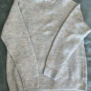 Gap sweater 🐑